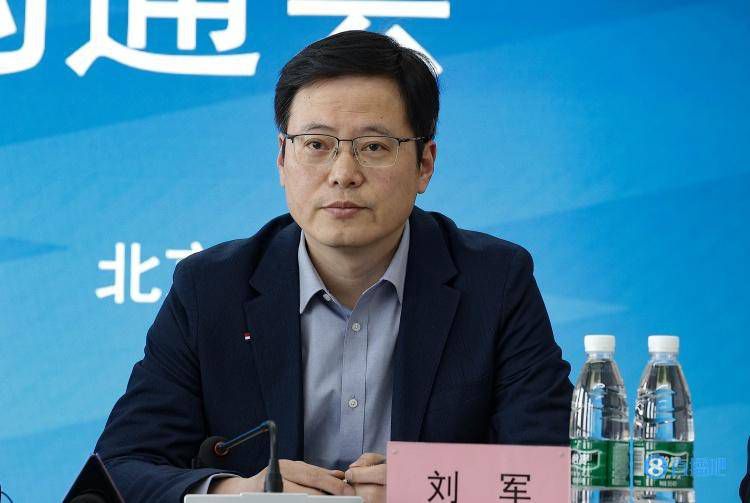 亚洲女初尝黑人巨磁链接