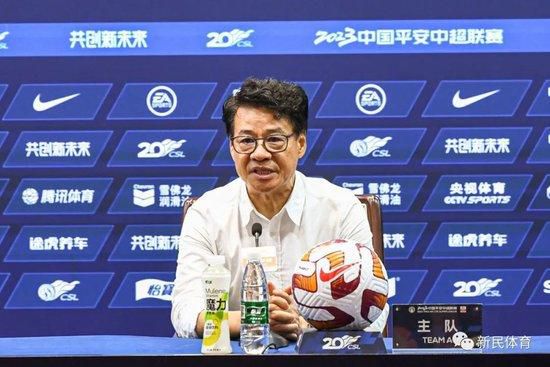亚洲午夜精品久久久久久人妖