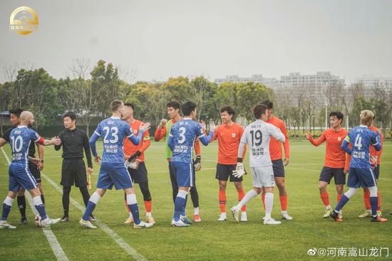 国产精品综合色区在线观看