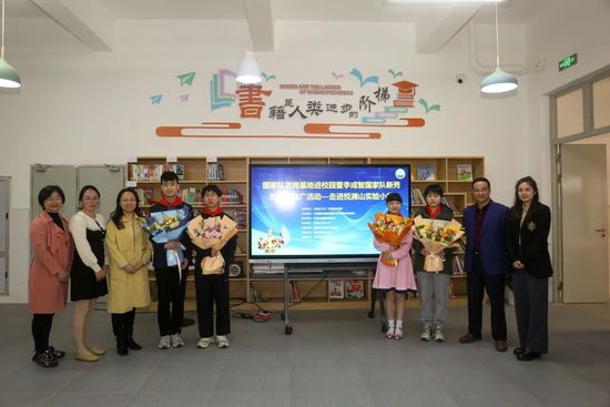 成人免费体验区福利云点播
