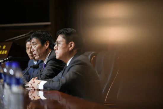 大胸姐姐