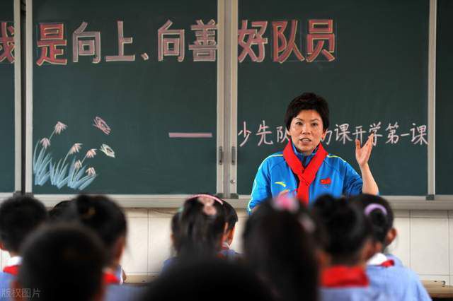 在线播放一区二区精品产